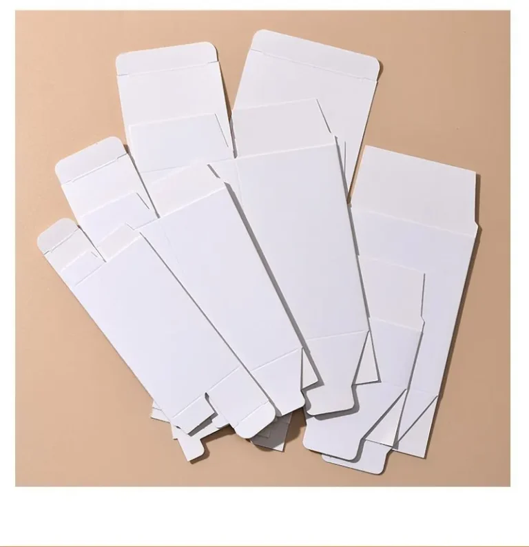 Grain Direction in Folding Cartons: Why Boxes Bow, Crack, and Jam